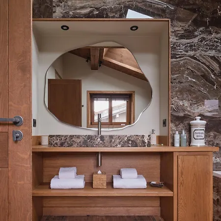 Molitor, Avec Services, Collection Des Fermes Megeve