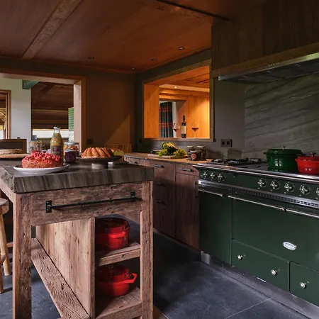 Molitor, Avec Services, Collection Des Fermes